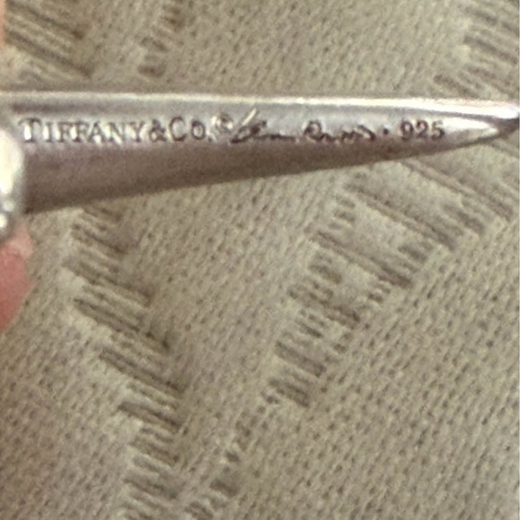 Tiffany & Co ~ Elsa Peretti Starfish Pendant & Chain - Picture 3 of 4